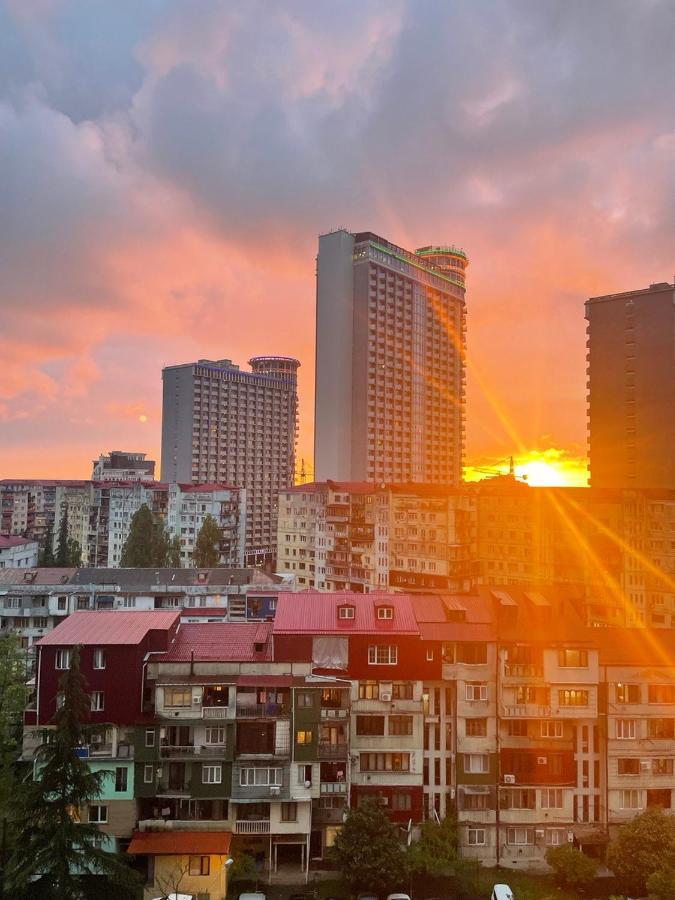 "Студия 24" - Посуточно И Помесячно บาทูมิ ภายนอก รูปภาพ